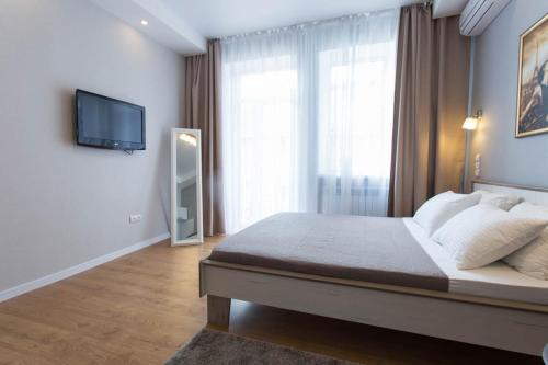 Petrovskoye Apartment | Studio LUX beside metro Universytet, Yaroslava Mudroho - Chernyshevska str 95-5
