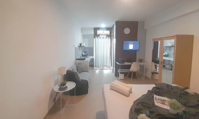 Bandung Apartment | Studio Near Bandung Trade Mall At Gateway Ahmad Yani Cicadas Apartment