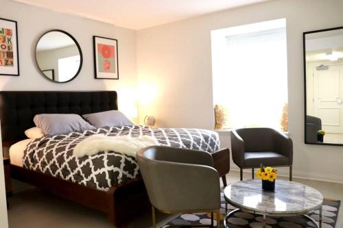 Downtown Apartment | Studio on the Promenade