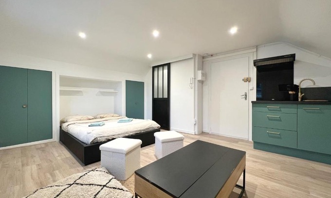 Aix-les-Bains Apartment | Studio Prés Riants