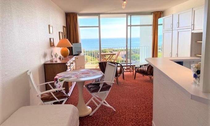 Quiberon Apartment | Studio Quiberon, 1 pièce, 3 personnes - FR-1-478-115