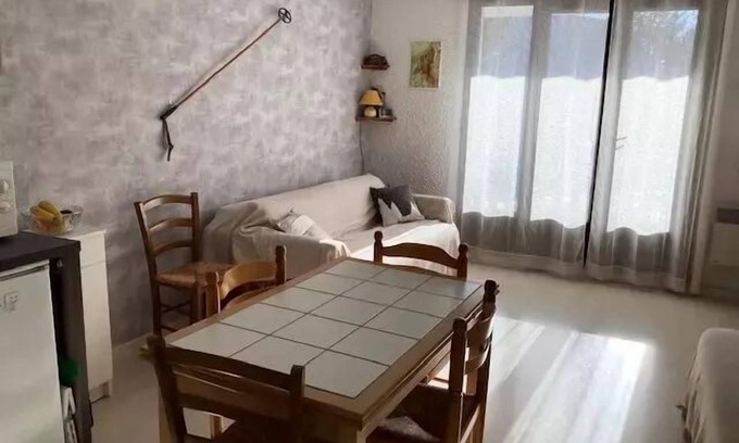 Correncon-en-Vercors Apartment | STUDIO VILLAGE CORRENCON