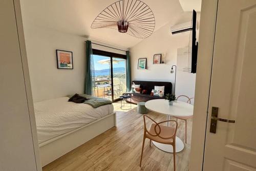 Grosseto-Prugna Apartment | Studio Vue Mer à Porticcio Piscine et Parking
