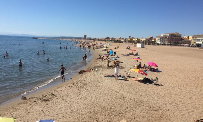 Valras-Plage Apartment | STUDIO VUE PORT ET MER