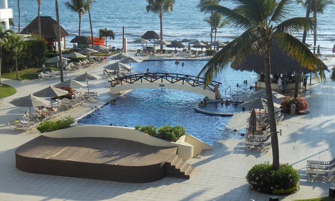 Flamingos Resort | Studio w/balcony in 4 Star Family Resort Steps from Beach-Marival Emotions.