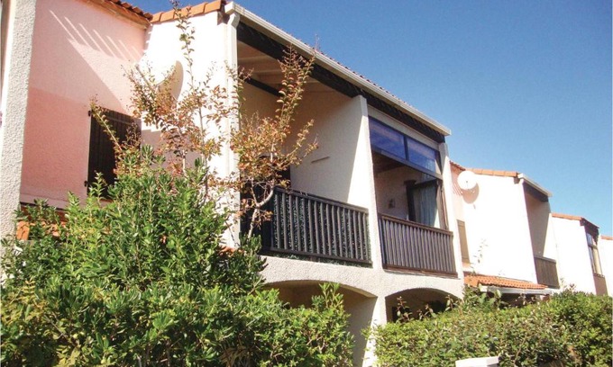 Plage d'Argeles Apartment | Stunning apartment in Argels-sur-Mer with 3 Bedrooms and WiFi