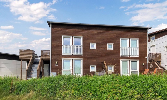 Farsund Apartment | Stunning apartment in Farsund with WiFi