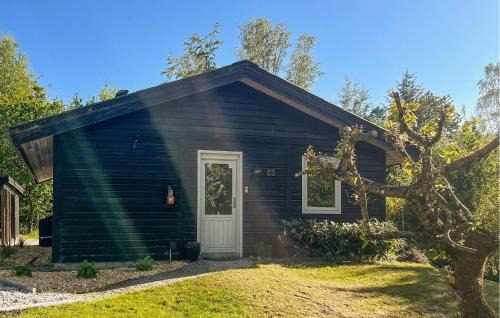 Farvang House | Stunning Home In Fårvang With Wifi