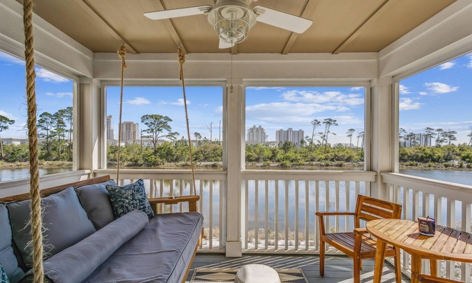 Ono Island House | Stunning Home | Pet Friendly | Bikes | Balcony w/Bed Swing | Fireplace | Beach Club | Pools | Golf