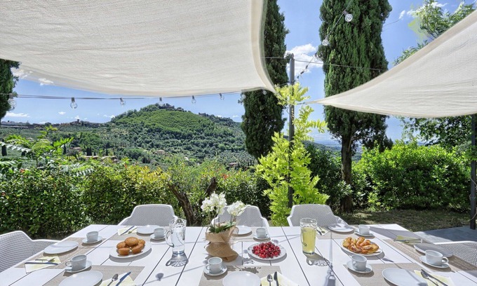 Margine Coperta-Traversagna Villa | Stunning private villa for 12 guests with A/C, private pool, WIFI