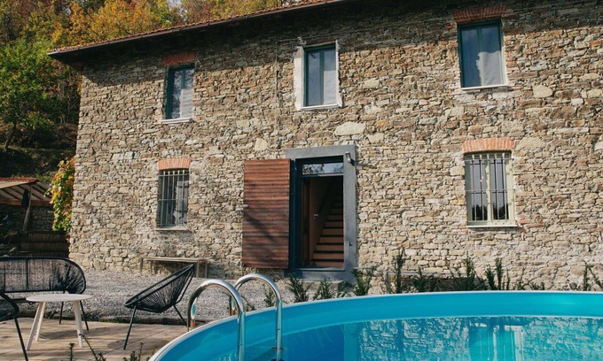 Dego House | Stunning private villa for 6 people with private pool, WIFI, patio and panoramic view