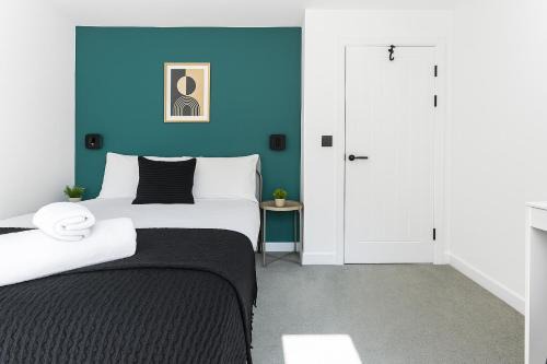 Butetown Apartment | Stylish 1BR Cardiff Bay Central Location