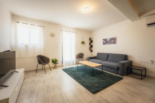 Xewkija Apartment | Stylish 3BR Gozo Escape with Wifi & Homey Touches!