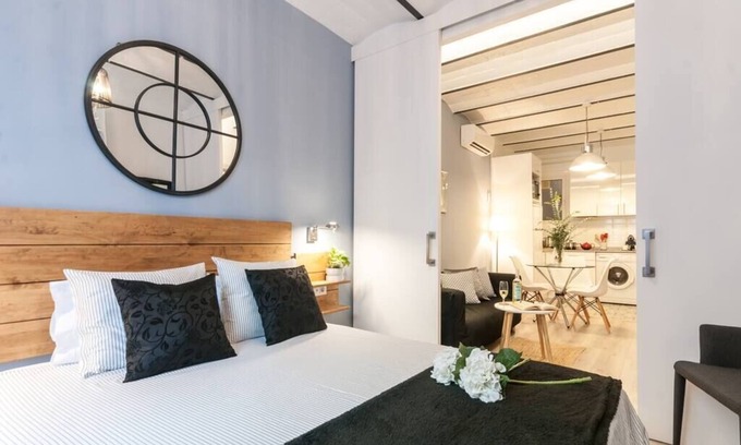 El Putget i Farro Apartment | Stylish and comfortable, this 2 bedroom flat is located in the heart of the city