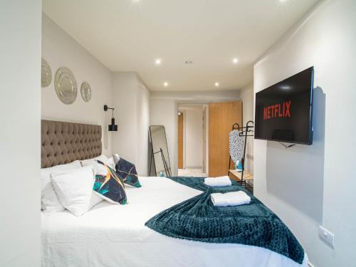 Leeds City Center Apartment | Stylish Central Leeds Apartment with Free Parking