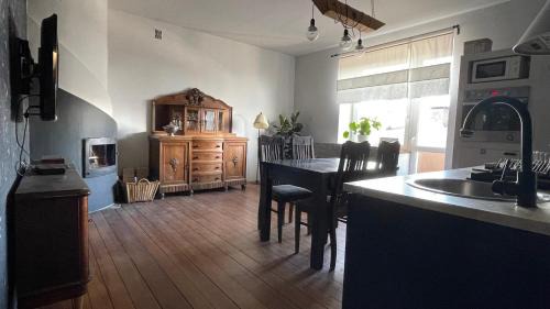 Gdynia Apartment | Stylowy Apartament Morska z balkonem