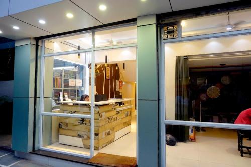 Allahabad Hotel | Subhash Hotel