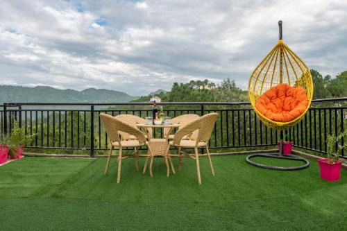 Dharampur Apartment | Suffer Heights Kasauli I Vacations I Family Groups & Events I Forest Treks I Memories Toy Train View I Serviced Apartments I Kasauli By Exotic Stays