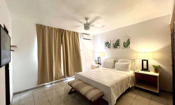 Ocean Park Hotel | Suite #10 at Trinitaria House Hotel