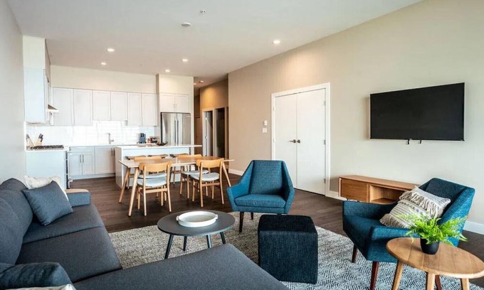 Regional District of Nanaimo Condo | Suite 112 · Suite #112: Contemporary Oceanfront Accommodation