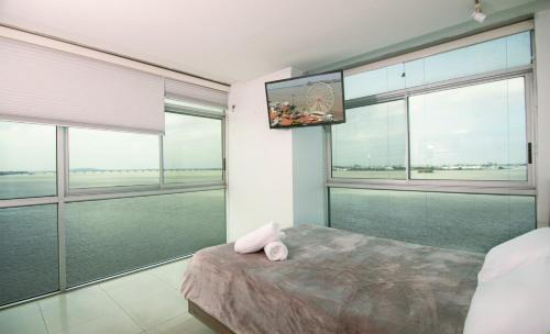 Las Penas Apartment | Suite 7 Riverfront 1, Puerto Santa Ana, Guayaquil