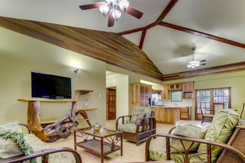 San Ignacio House | Suite at Villa Maya -Gold Standard and Certified