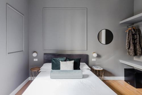 Rione III Colonna House | Suites by Chloe