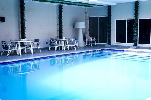Maitama Hotel | Summerset Continental Hotel Maitama by T E L E Hospitality