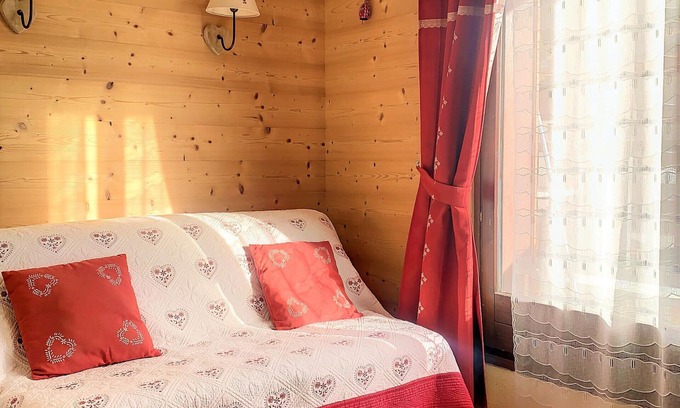 Les Carroz-d'Araches Apartment | Sun Hotel