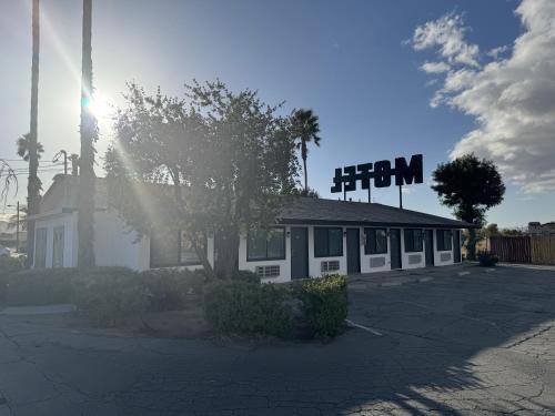 Romoland Hotel | Sun Leisure Motel