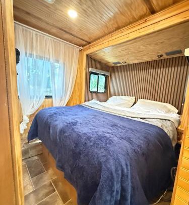 Naples Other | Sun RV in Trailer park
