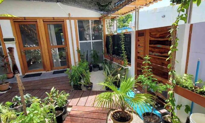 Thulusdhoo Island House | Sun & Surf