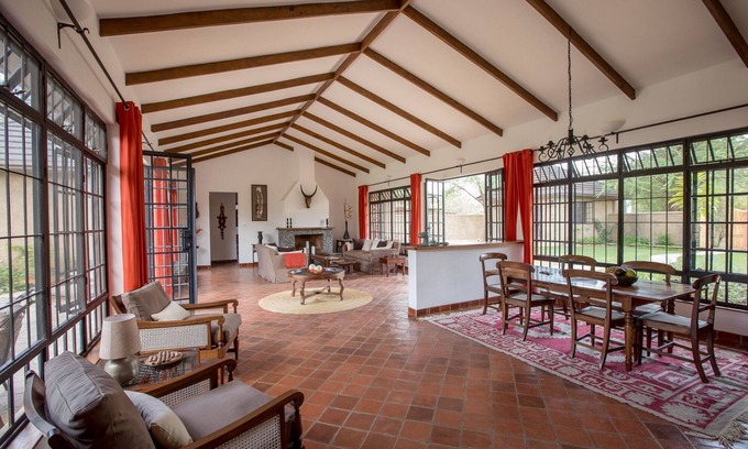 Arusha Cottage | Sunbird Cottage, Exclusive Cottage located on 18 hole Golf course, Tanzannia