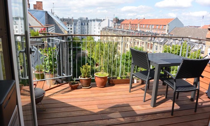 Amager Apartment | Sunny and charming loft