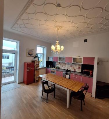 Kalkuni Apartment | Sunny