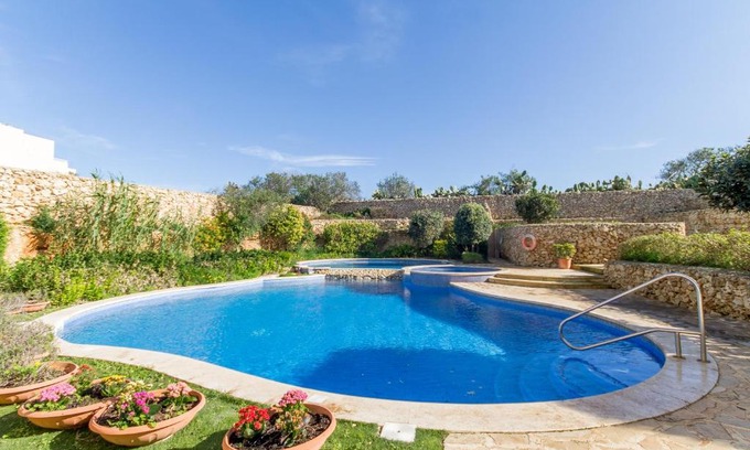 Qala Apartment | Sunny & Pool Quiet Apart Qala Gozo - Happy Rentals