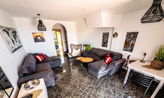 Puerto de Mazarron Villa | SunRise Den, a pie de playa, vista al mar y piscina