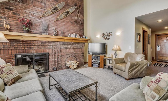 Central Vermont- Killington House | Sunrise Timberline K2