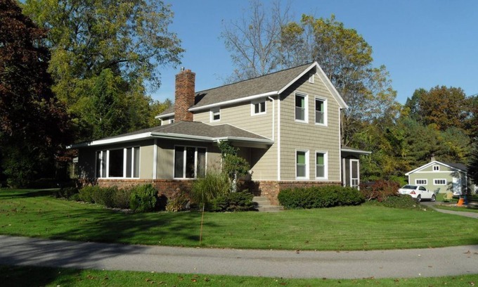 Muskegon Cottage | Sunset Beach Cottages #1 - Lake Michigan Shoreline