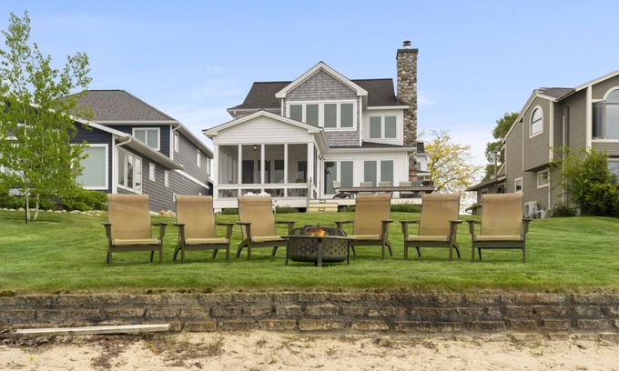 Beulah House | Sunset Dreams on Crystal Lake