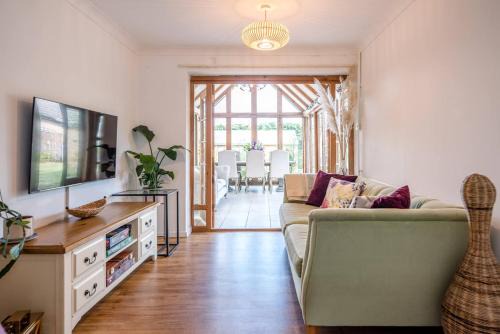 Reydon House | Sunset Garden Cottage, Reydon