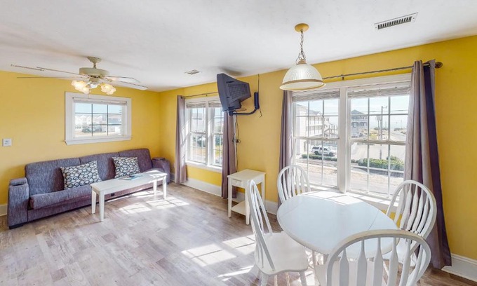 Surf City Apartment | Sunset Haven