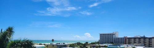 Treasure Island Apartment | Sunset Sands from Oasis Getaways