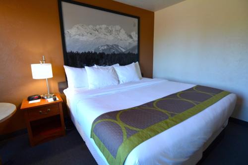 Port Angeles Hotel | Super 8 by Wyndham Port Angeles at Olympic National Park