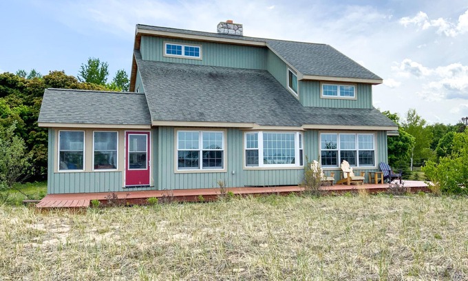 Grand Marais House | Superior Dreams - Stunning Lake Superior Bay Front Property