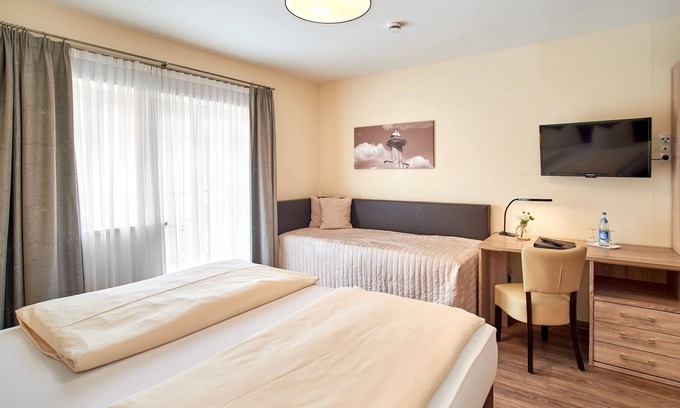 Neustadt an der Donau Apartment | Superior room Storchennest (21sqm) for up to 3 people