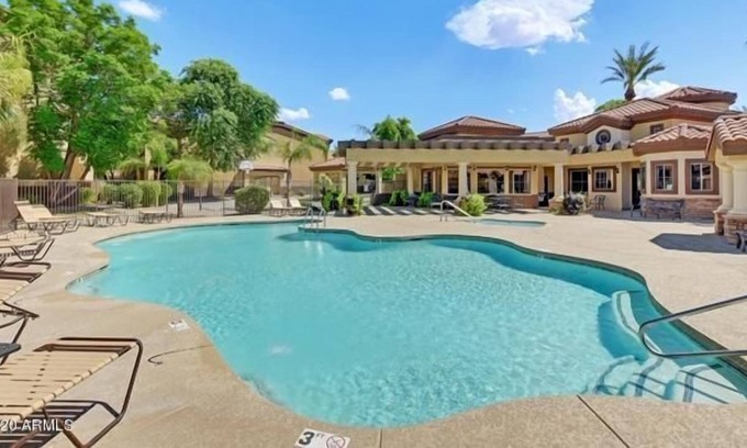 Parkwood Ranch Condo | Superstition Views 3/2 close to heated pool