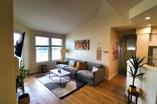 Encinitas House | Sweet Pea Place, 2 bed with pool