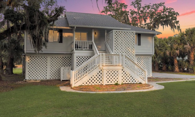 Ocean Ridge House | Sweet Tee~Edisto Beach Access~3BR on Golf Course~Complimentary Beach Cruisers!