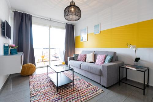 Juan-les-Pins Apartment | Sweett - Maison Blanche